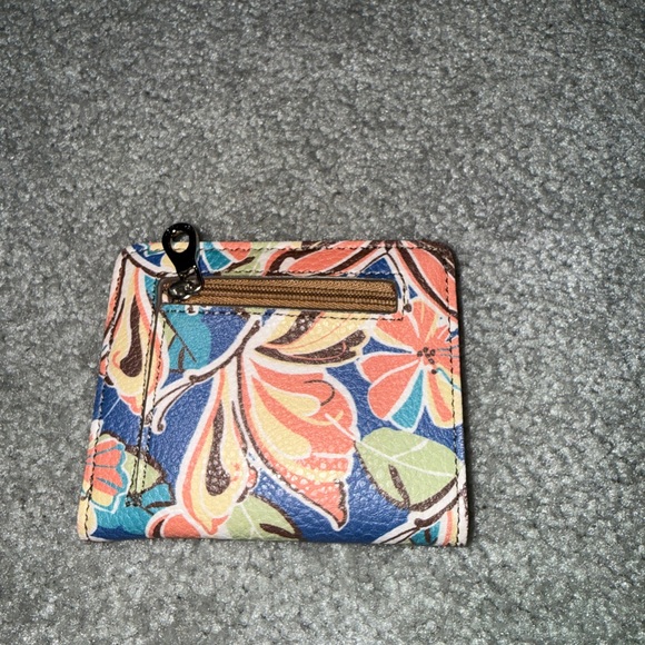 Relic Small Wallet - Picture 2 of 7